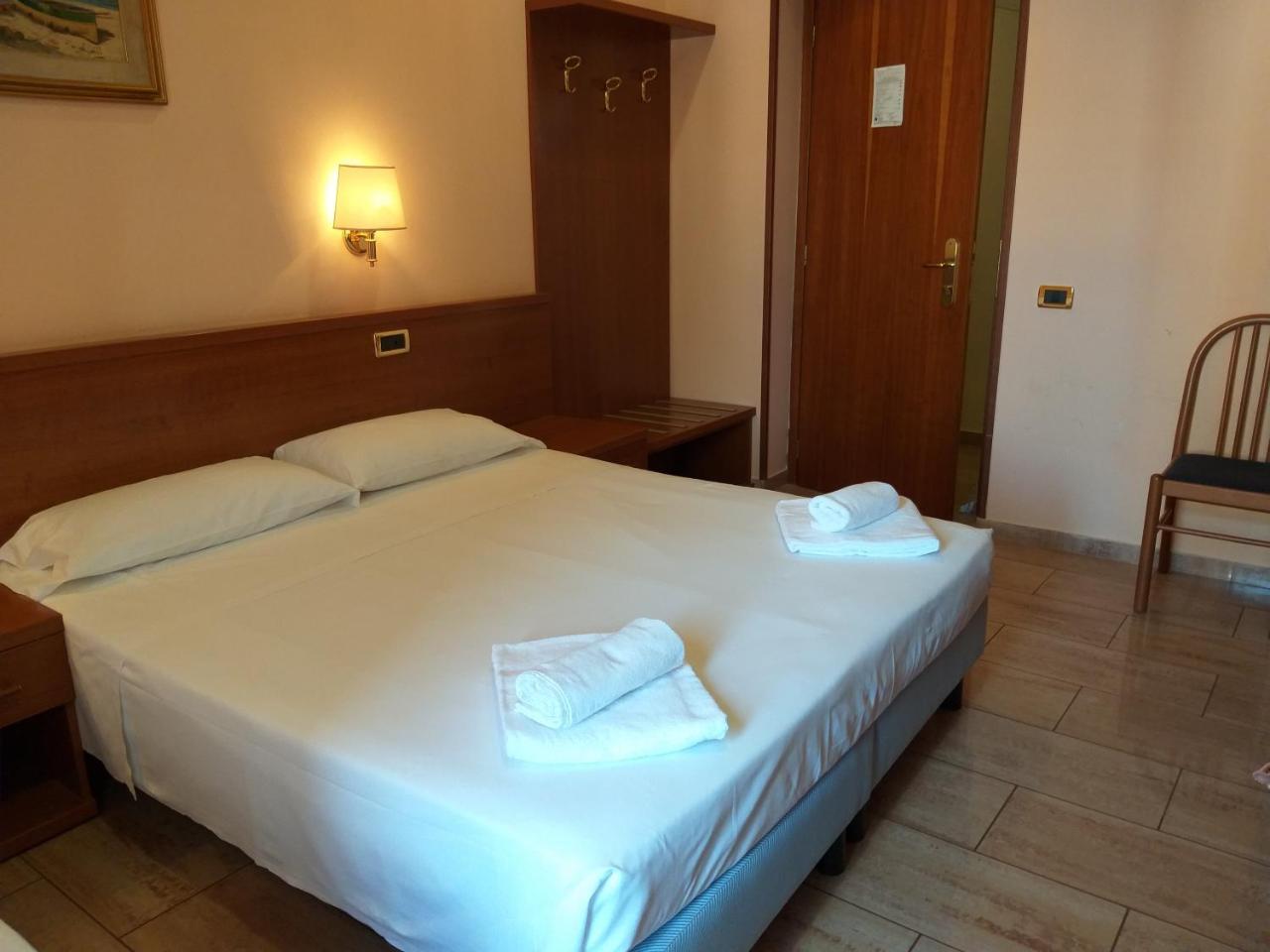 Alex City Inn III Roma Exterior foto
