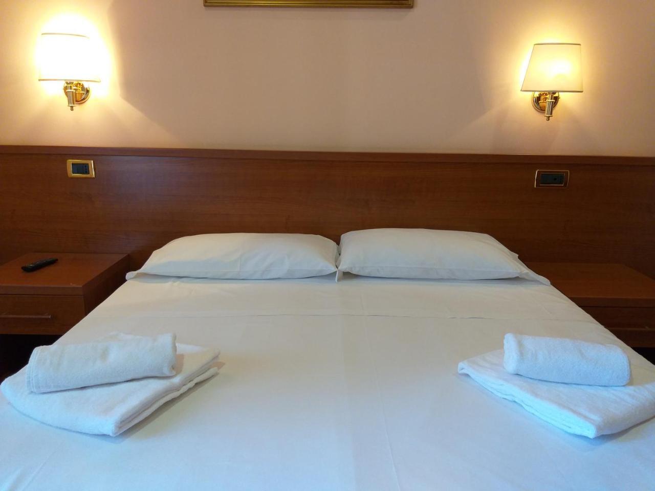 Alex City Inn III Roma Exterior foto
