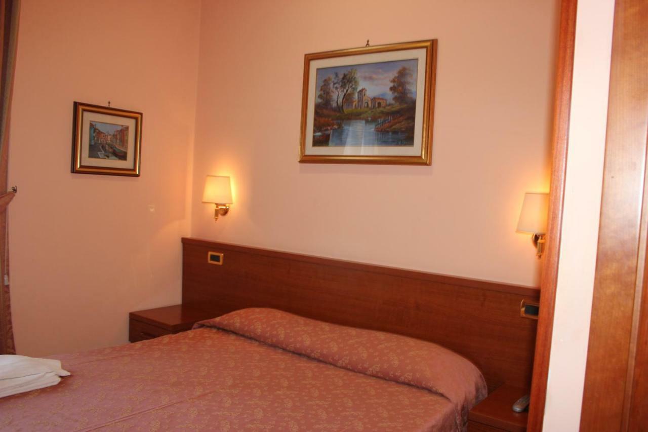 Alex City Inn III Roma Exterior foto